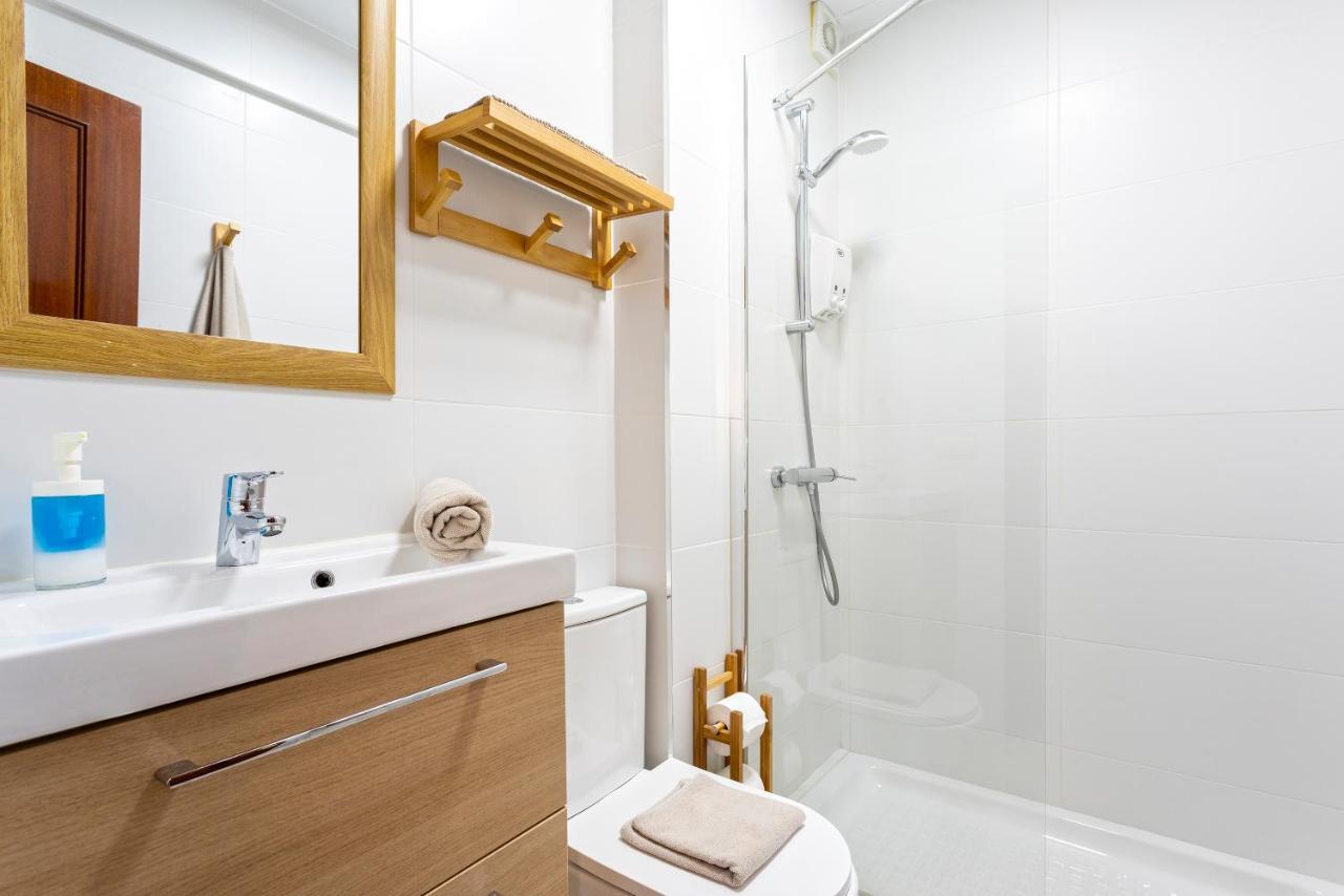Center And Next To The 3 Bedrooms * Malaga